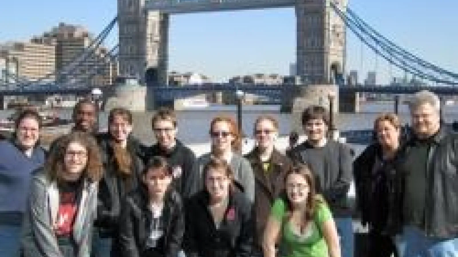 Professor Hannibal Hamlin and his students in front of the London Bridge