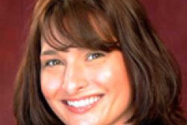 Dr. Cassie Parente headshot